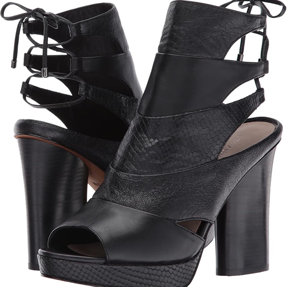 Donald Pliner Juno Lace Up Bootie